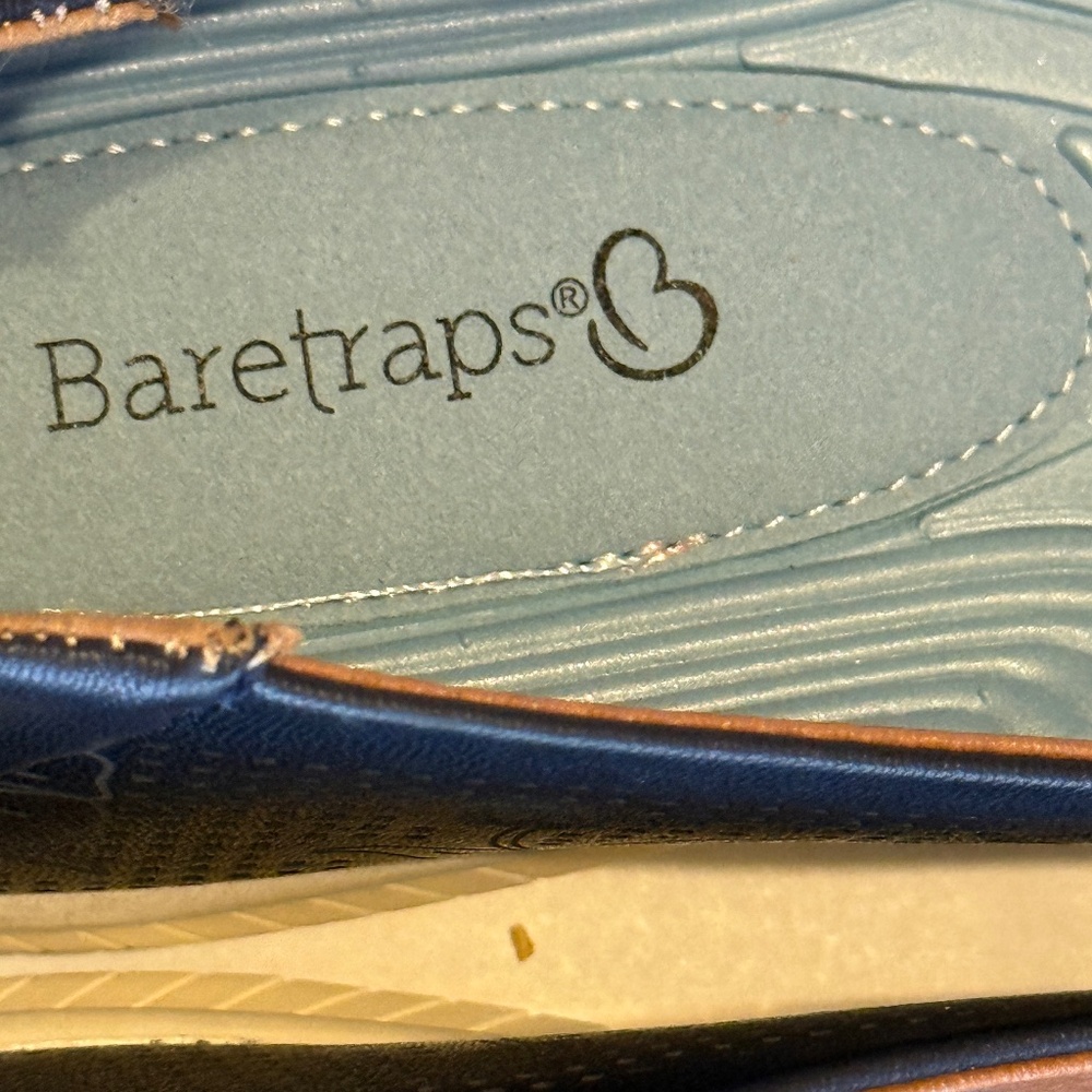 Beartrap "Nadra" slip ons size 8M - Picture 2 of 12